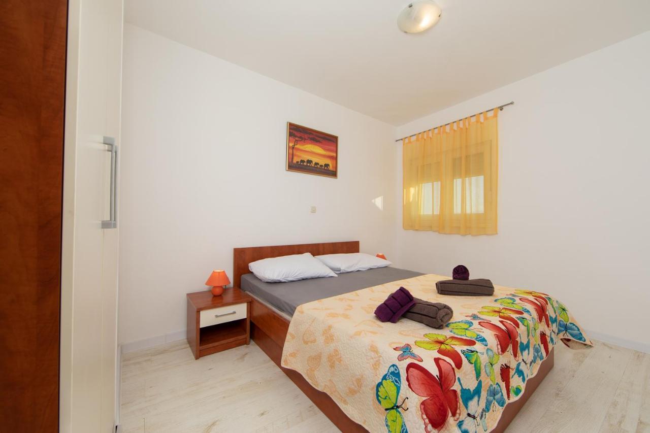 Villa Filip Živogošće Exteriör bild
