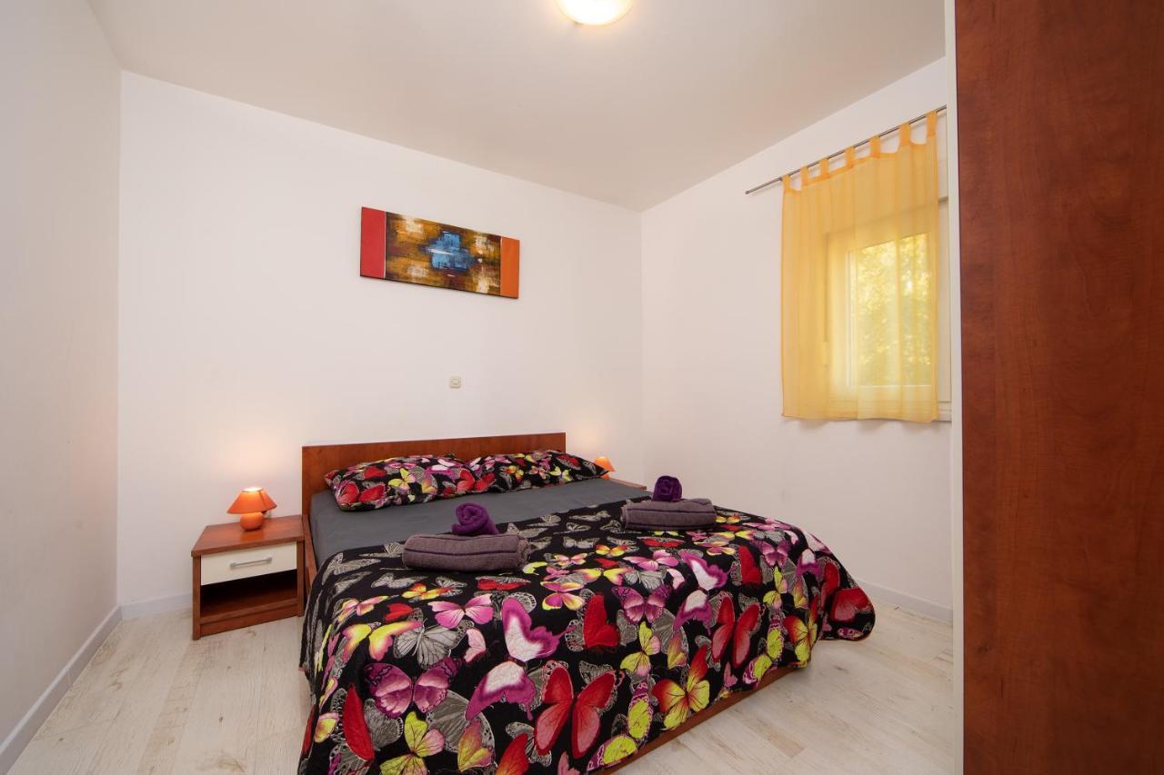 Villa Filip Živogošće Exteriör bild
